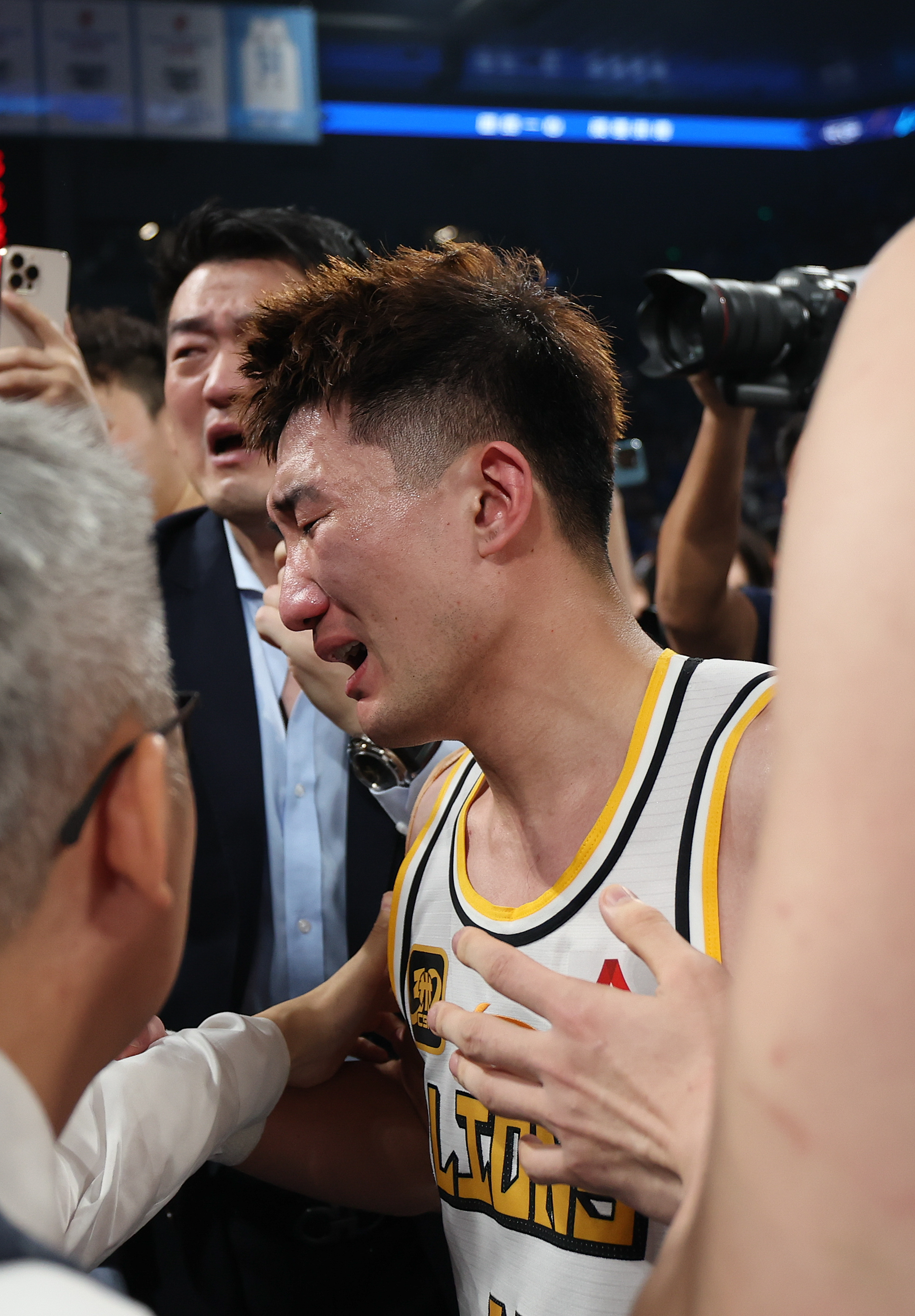 开云注册-里程碑夜上海海港止住颓势，CBA常规赛冲刺阶段刷纪录，震撼外界，心理建设被强调的简单介绍-开云注册