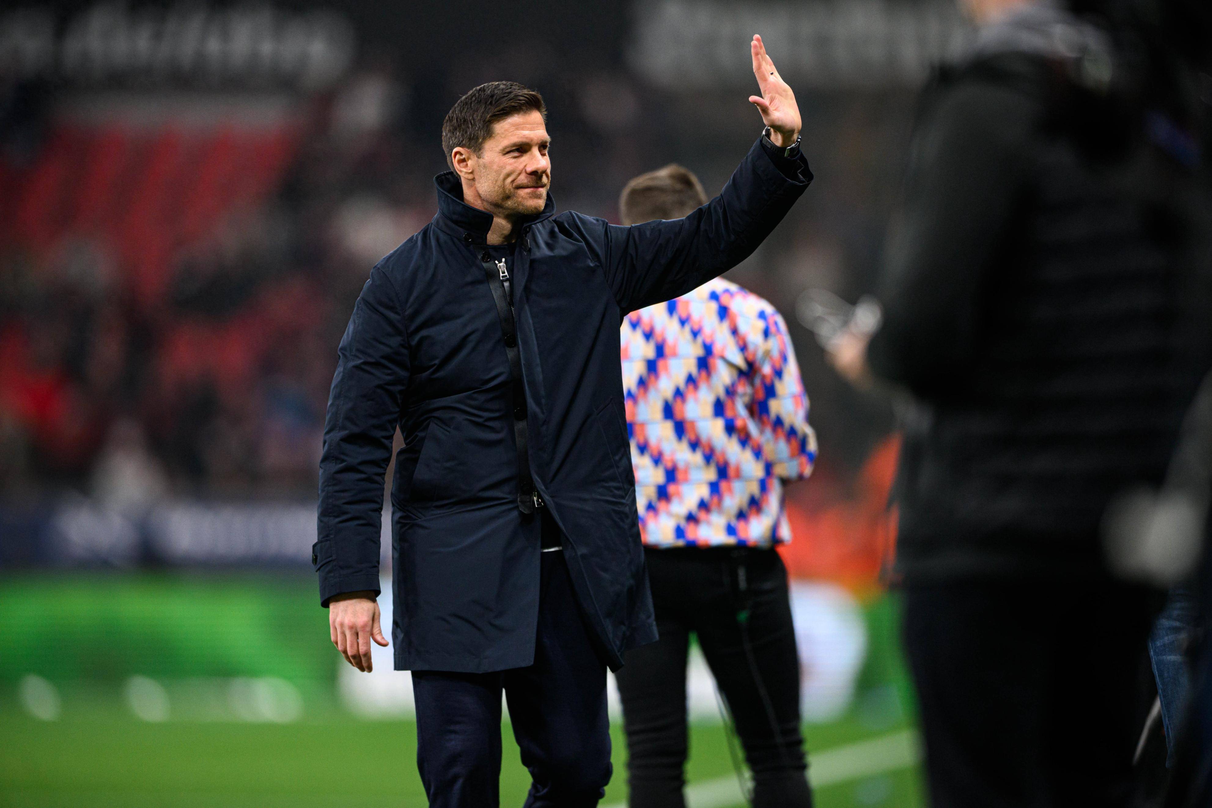 德甲倒计时,法兰克福今夜更衣室发声,细节引发关注,信心回归,资深球员宣示担当的简单介绍 德甲倒计时,法兰克福今夜更衣室发声,细节引发关注,信心回归,资深球员宣示担当的简单介绍