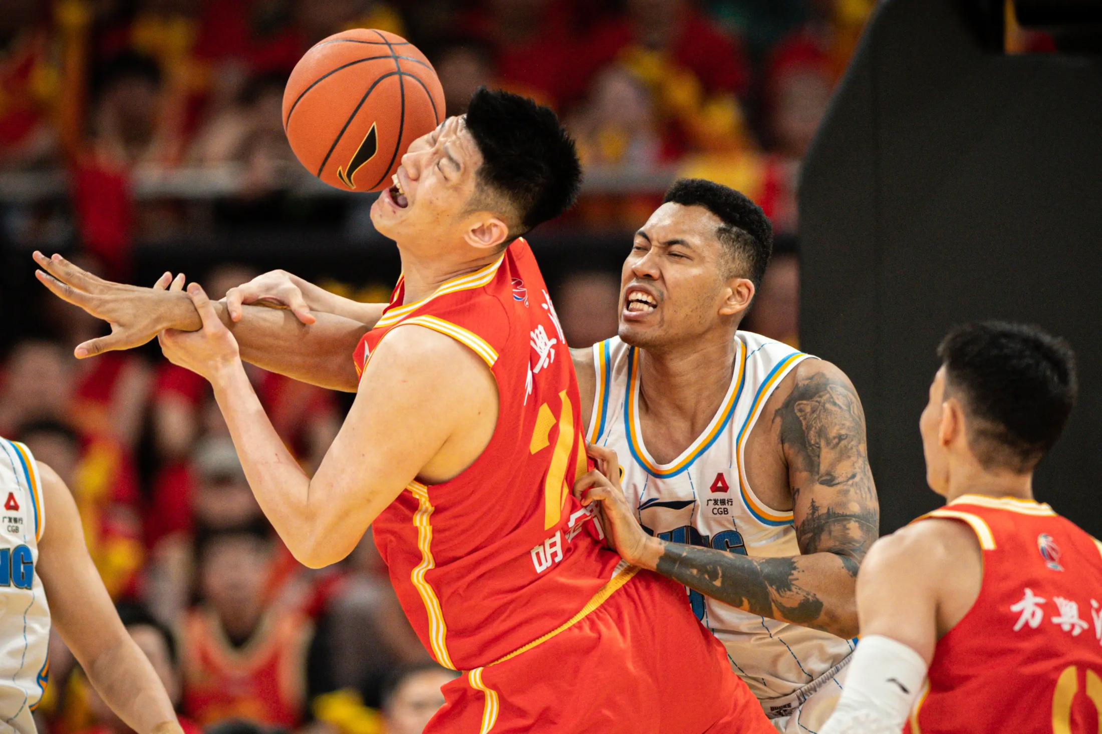 开云注册-关于集结日体能课后，克里夫兰骑士官宣签约备战CBA季后赛，管理层满意，赛季目标并未改变的信息-开云注册